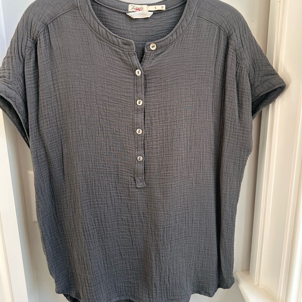 Faherty top